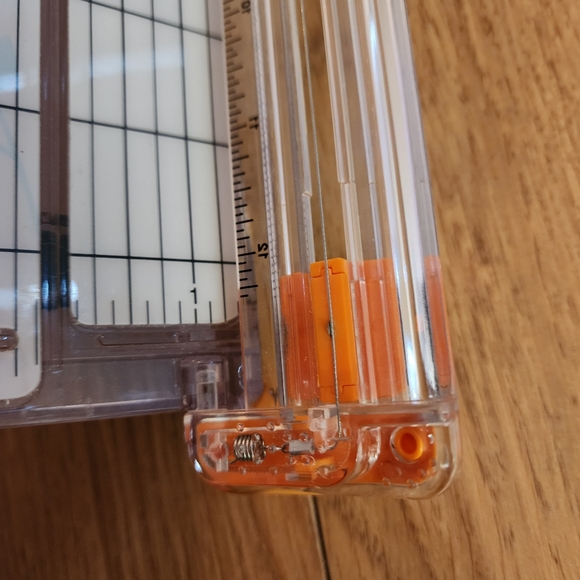 Fiskars 12" Paper Cutter - Picture 6 of 9